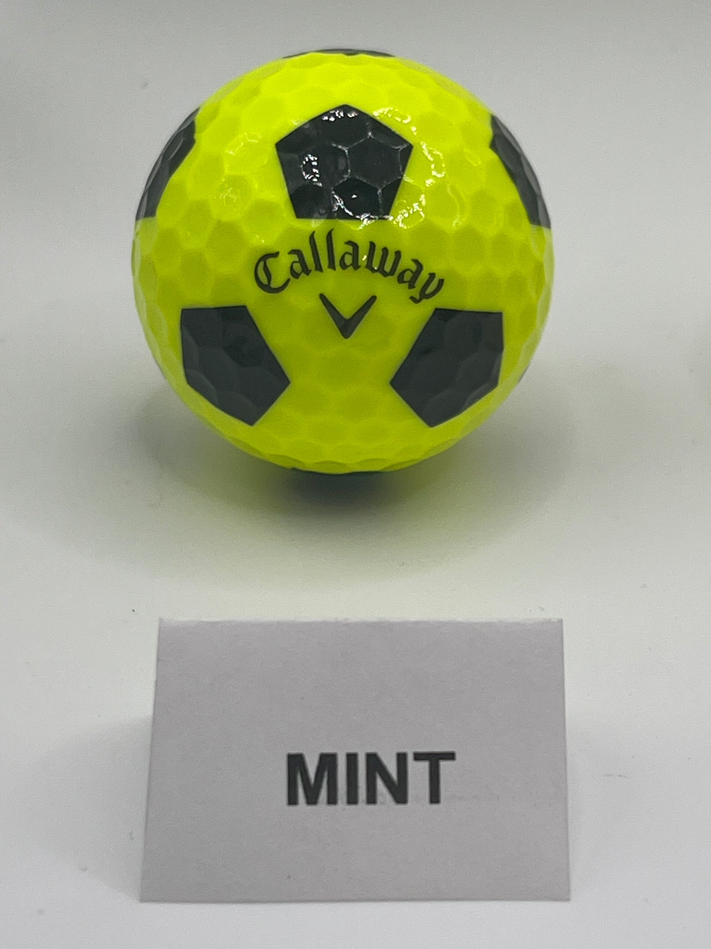 Callaway Chrome Soft Yellow/Black Truvis Soccer Balls - 1 Dozen